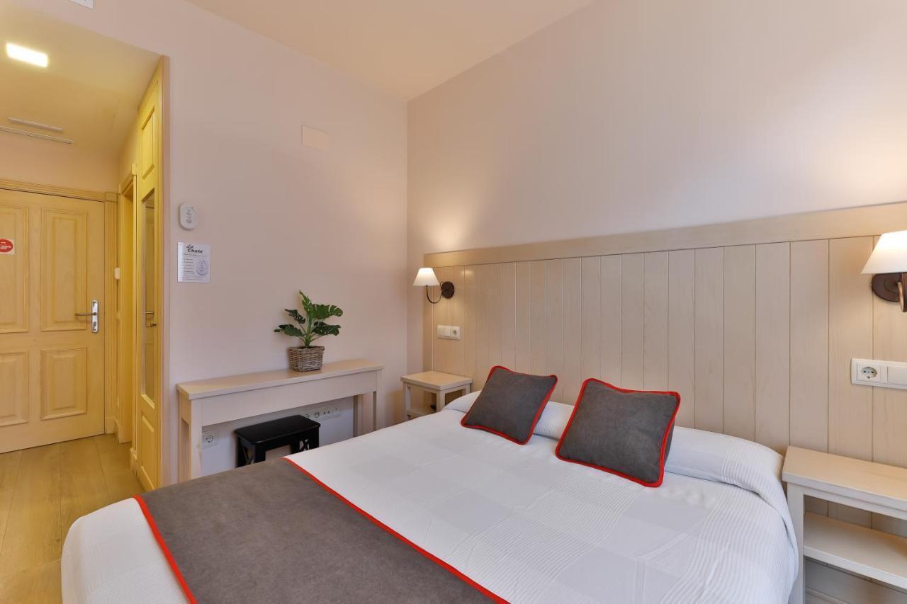Hostal La Chata By Vivere Stays San Ildefonso ภายนอก รูปภาพ